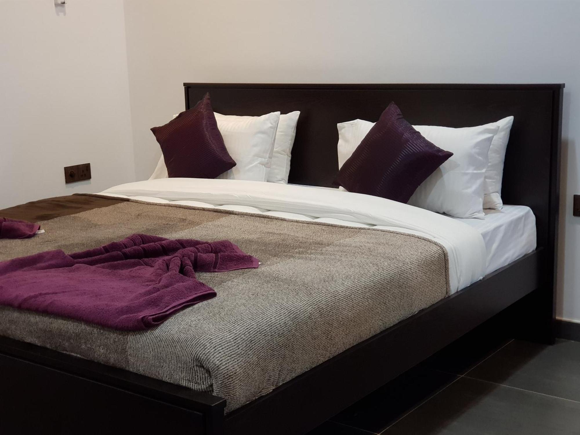 פוטאלם Taj Residence מראה חיצוני תמונה