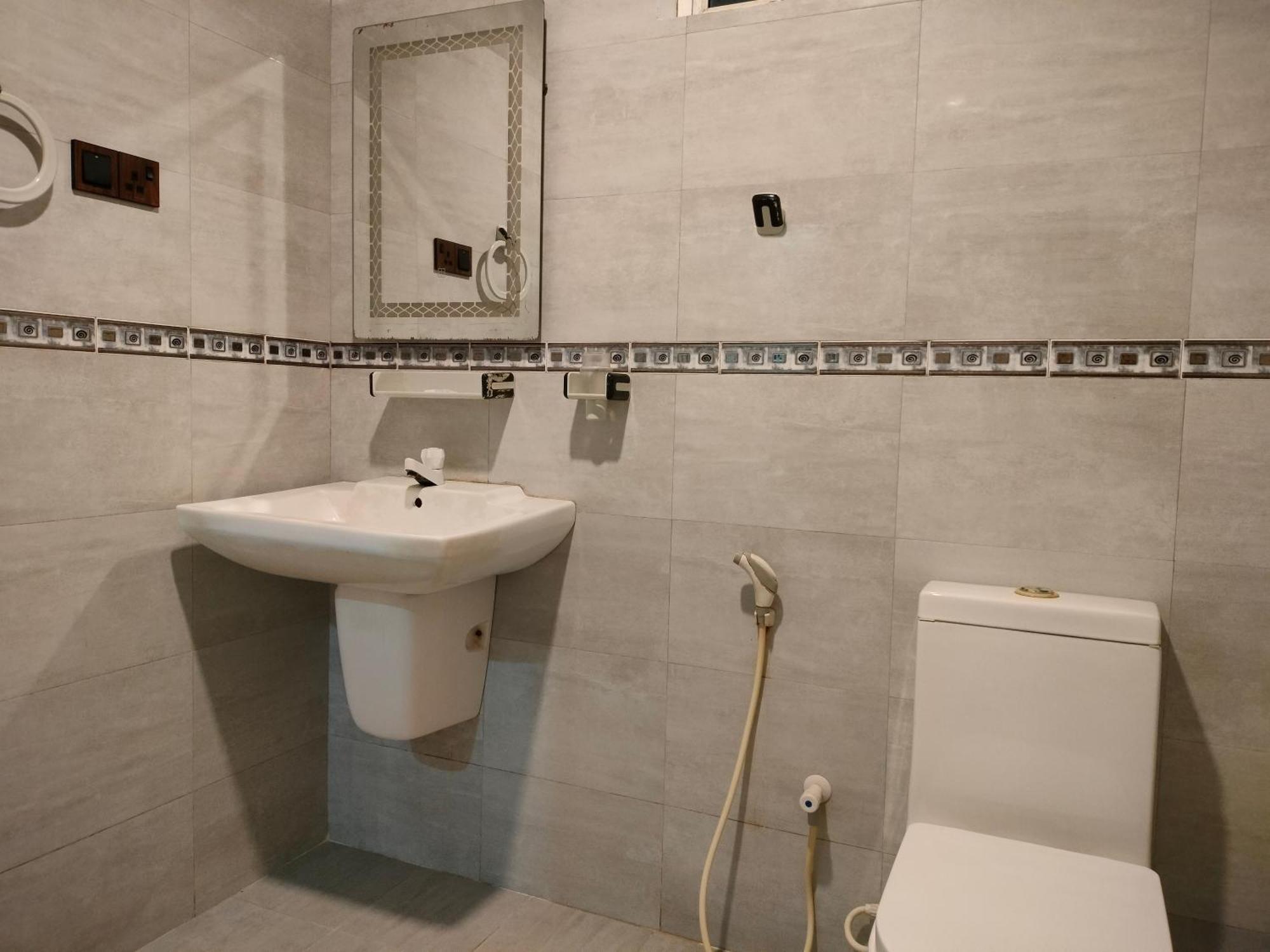 פוטאלם Taj Residence מראה חיצוני תמונה