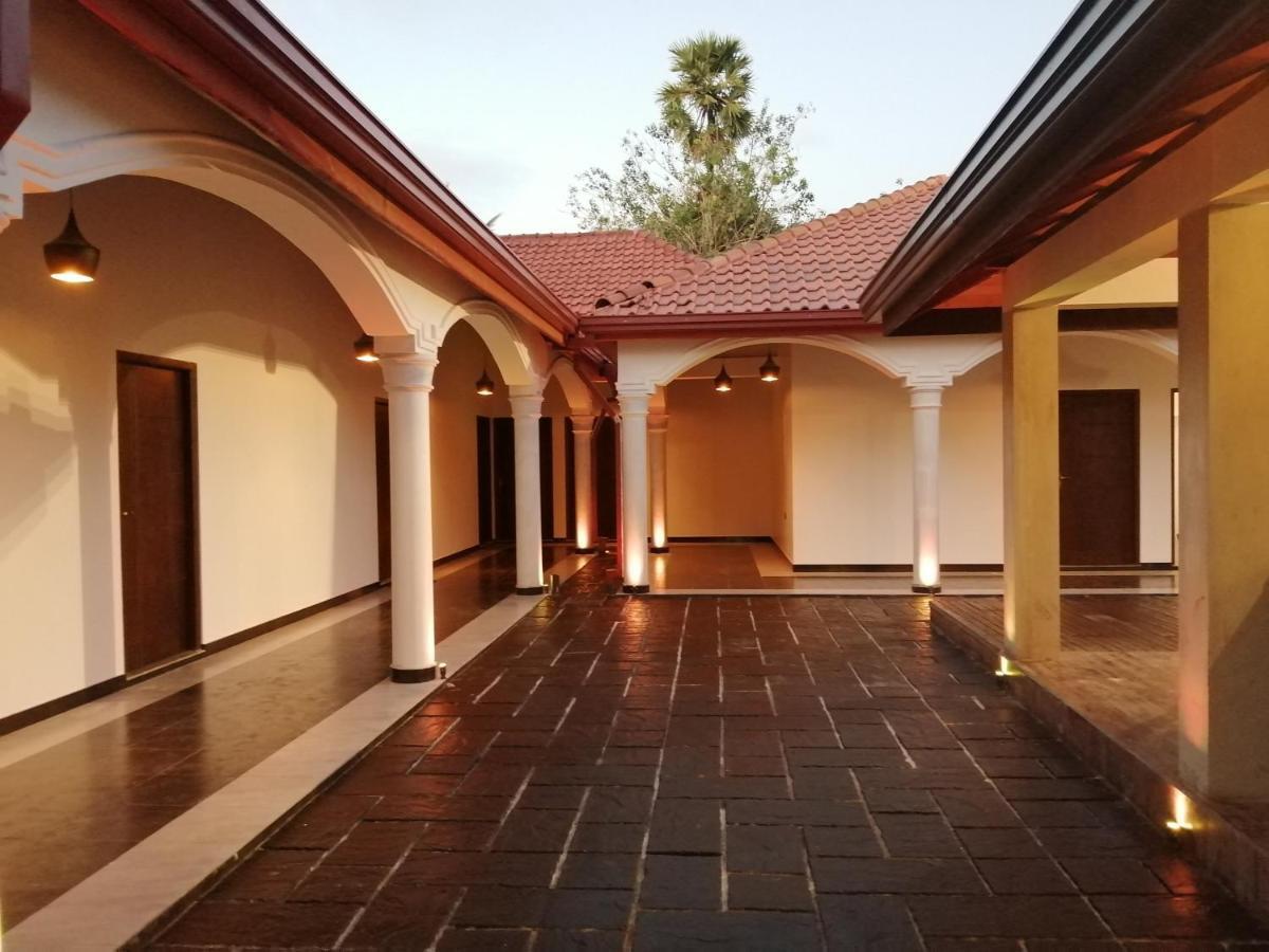 פוטאלם Taj Residence מראה חיצוני תמונה